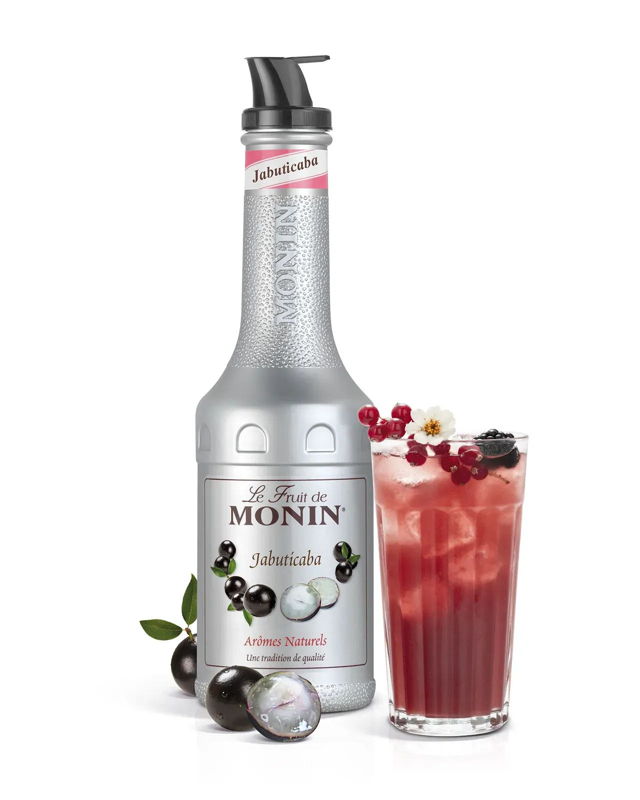 MONIN pyré Jabuticaba s červeným ovocným nápojem