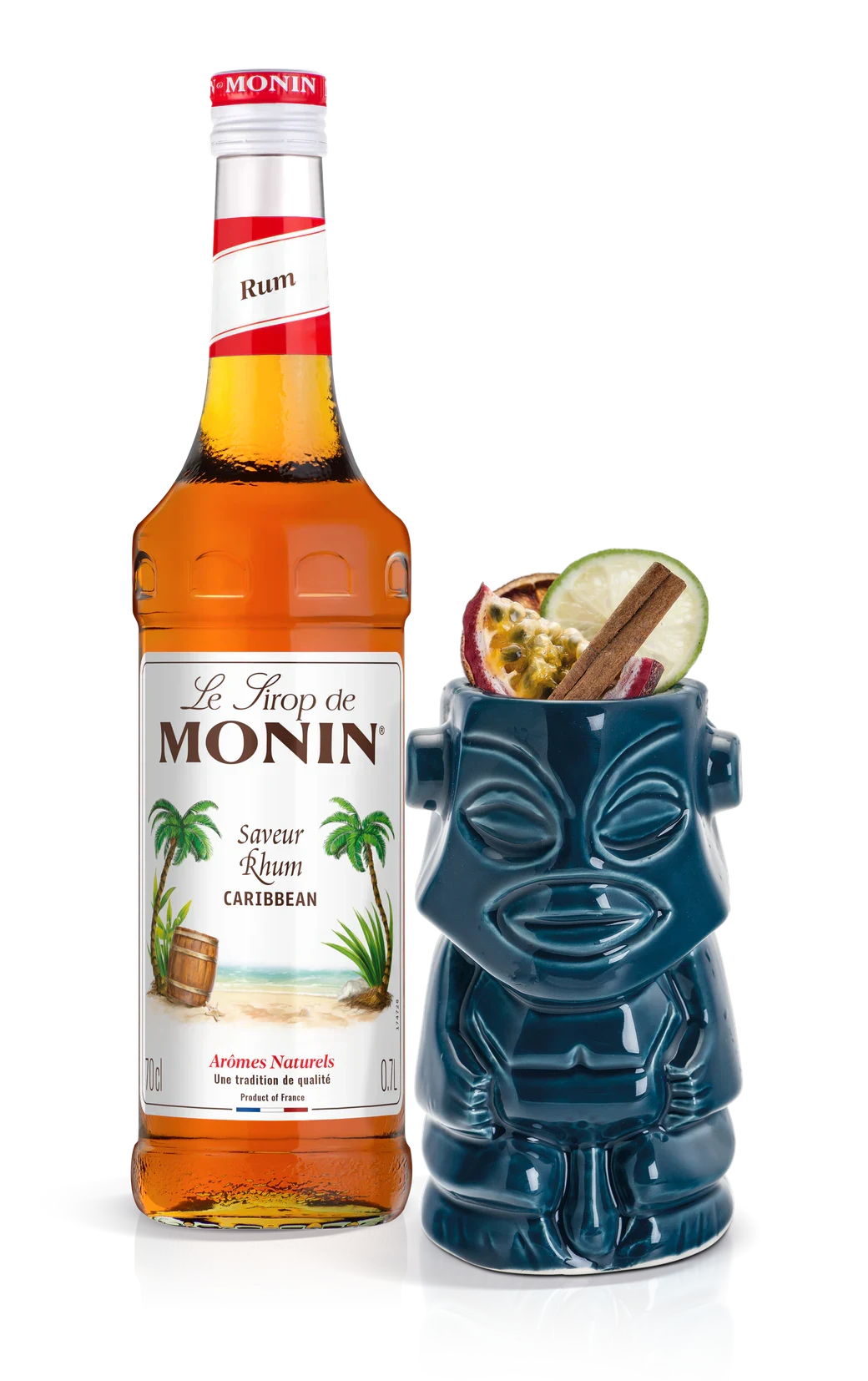 Monin sirup Karibský rumový 0,7 l – láhev s připraveným nápojem