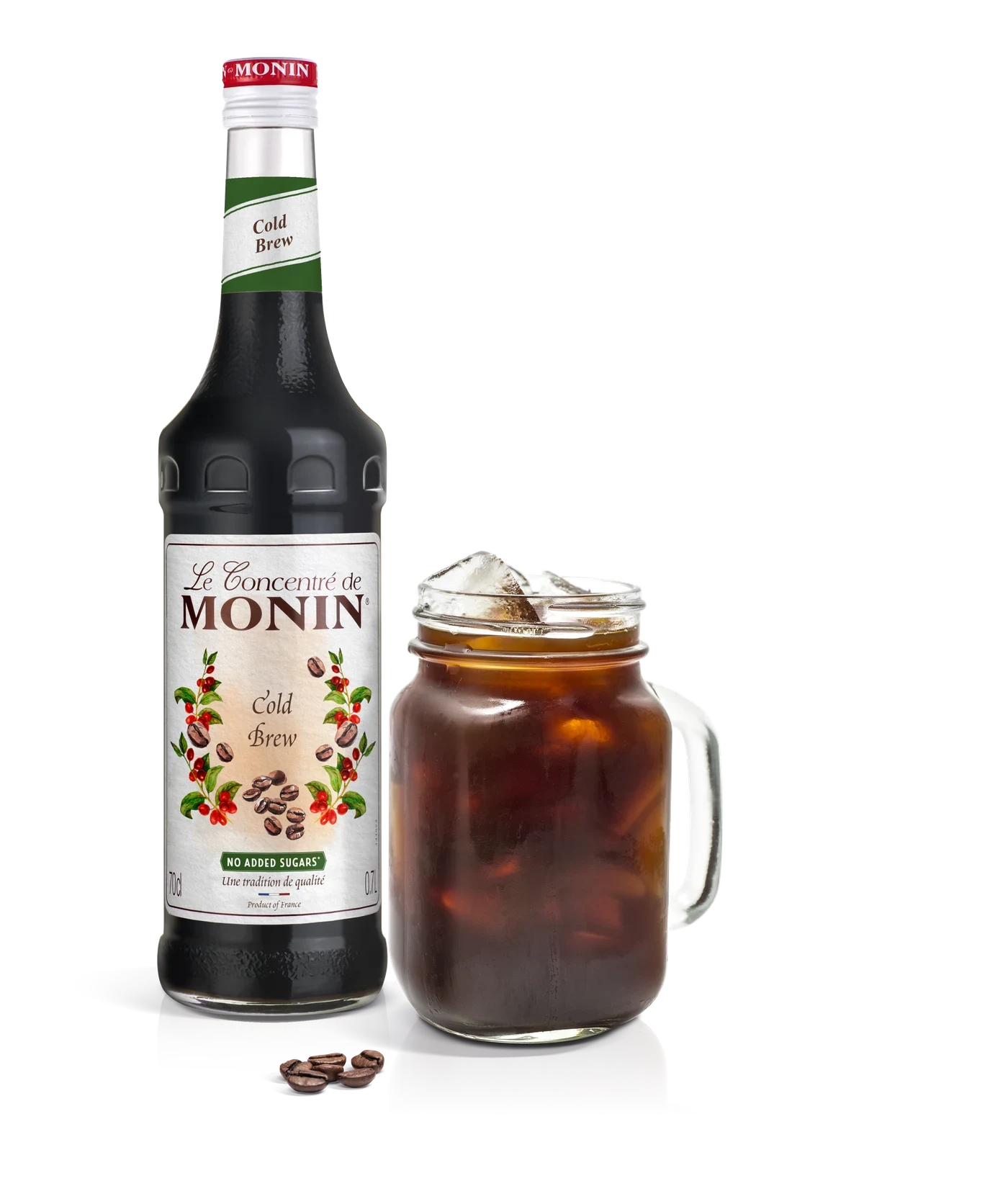 Monin koncentrát Cold Brew 0,7 l – produkt s připraveným nápojem